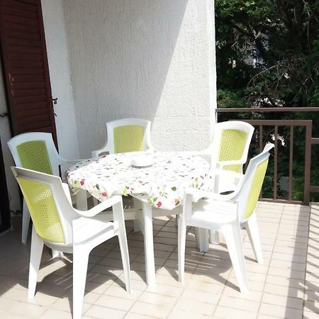 יאדראנובו Tihana Apartments מראה חיצוני תמונה