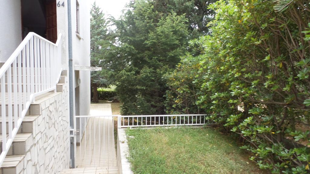 יאדראנובו Tihana Apartments חדר תמונה