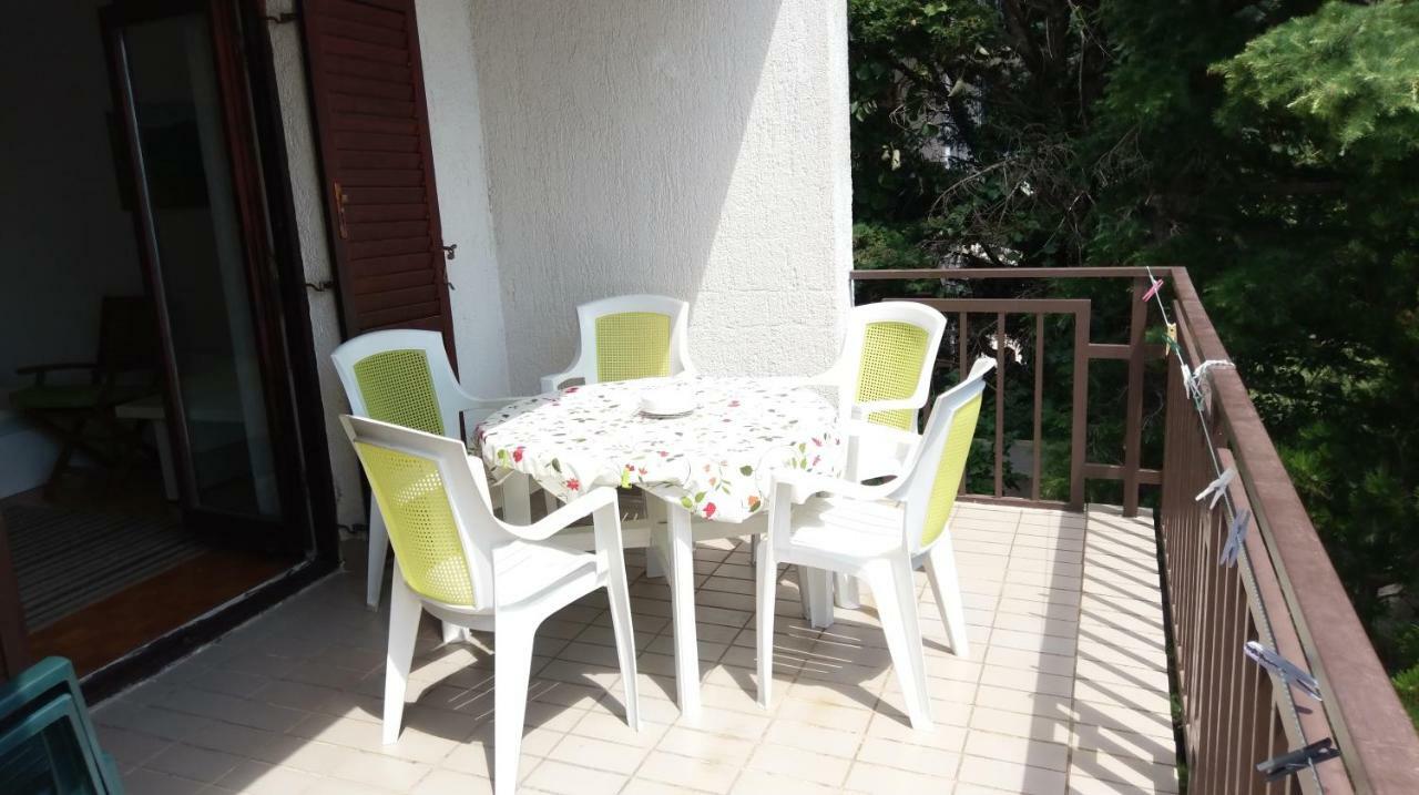יאדראנובו Tihana Apartments מראה חיצוני תמונה