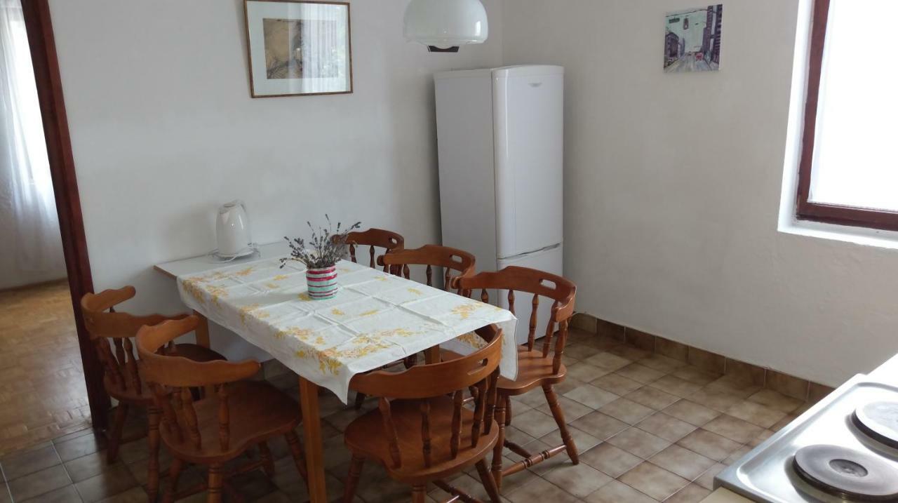 יאדראנובו Tihana Apartments מראה חיצוני תמונה