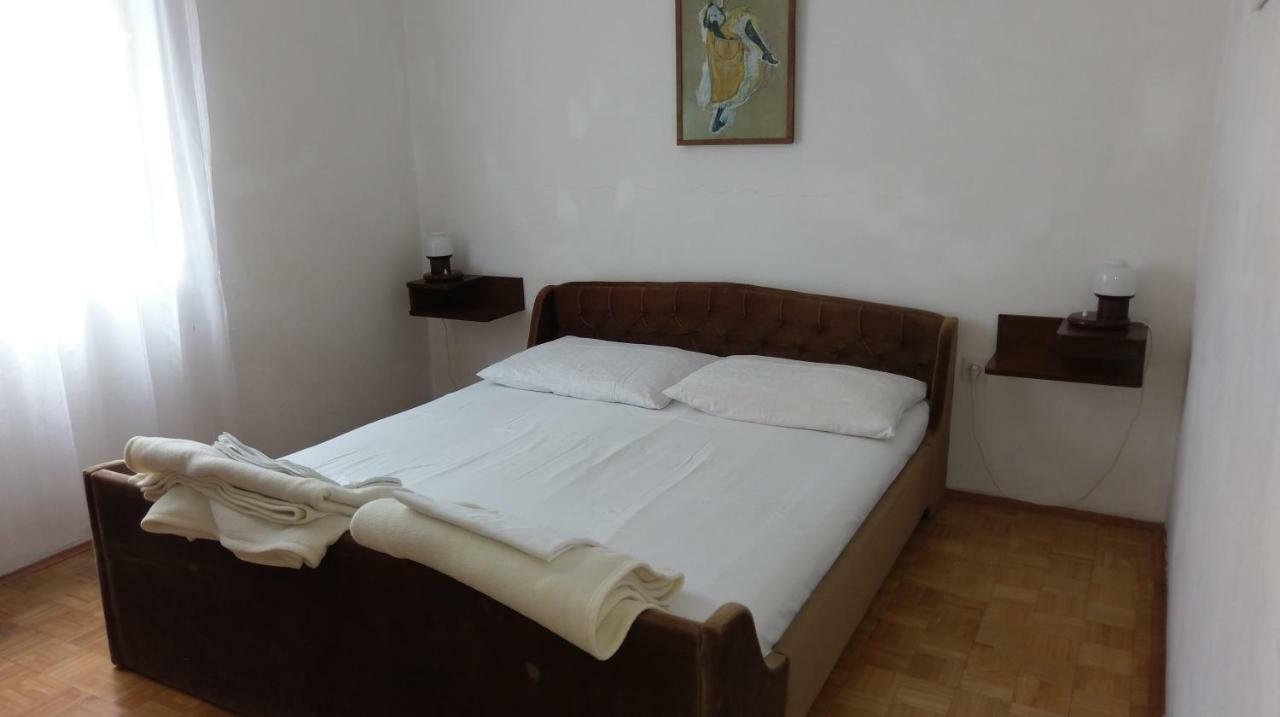 יאדראנובו Tihana Apartments מראה חיצוני תמונה